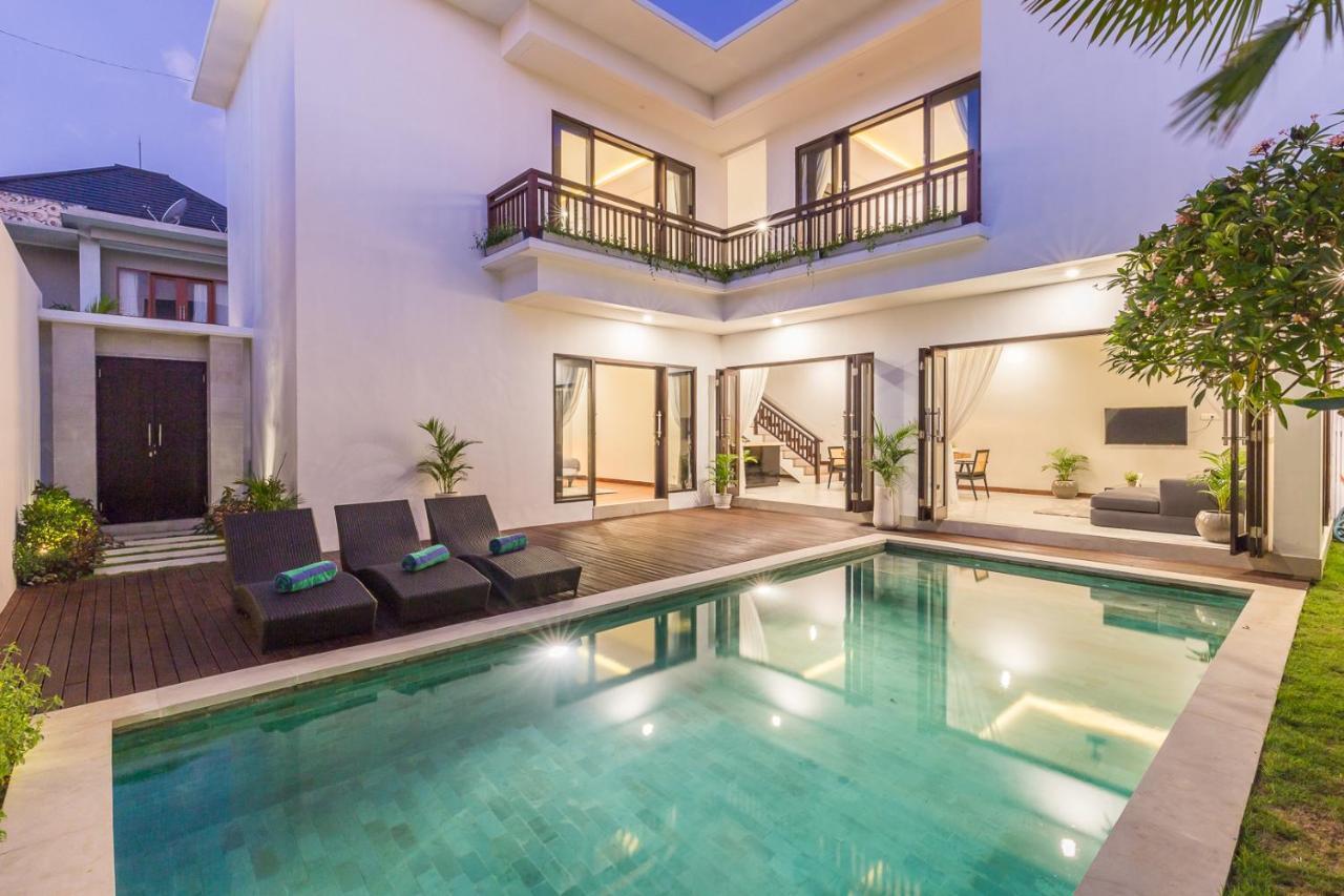 Villa Azura Seminyak  Exterior photo